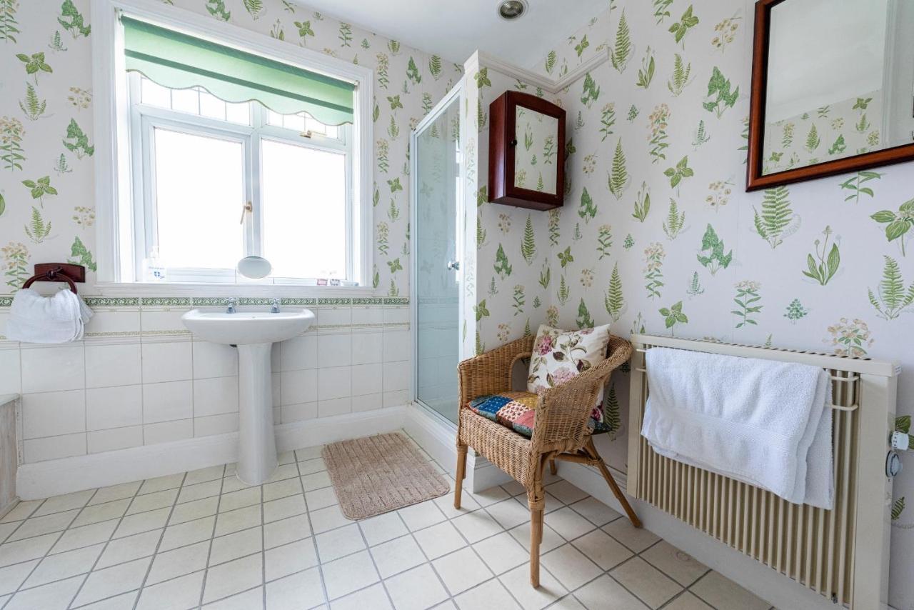 The Hillcrest Bed & Breakfast Ecton Dış mekan fotoğraf