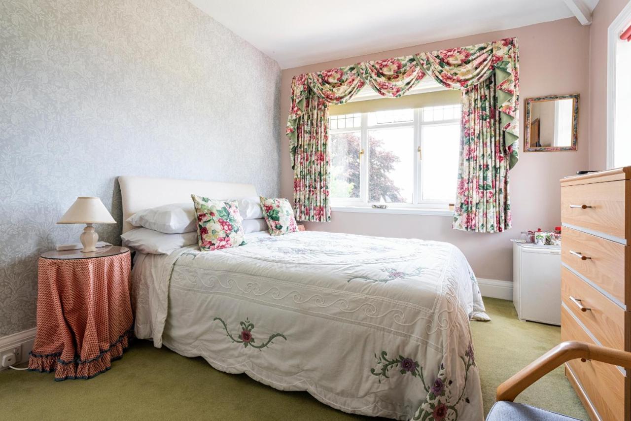 The Hillcrest Bed & Breakfast Ecton Dış mekan fotoğraf