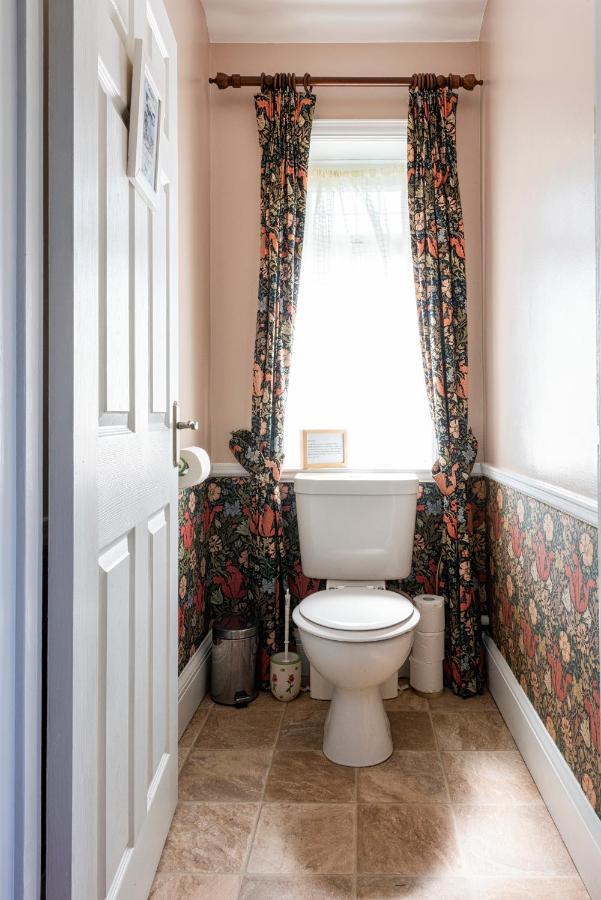 The Hillcrest Bed & Breakfast Ecton Dış mekan fotoğraf