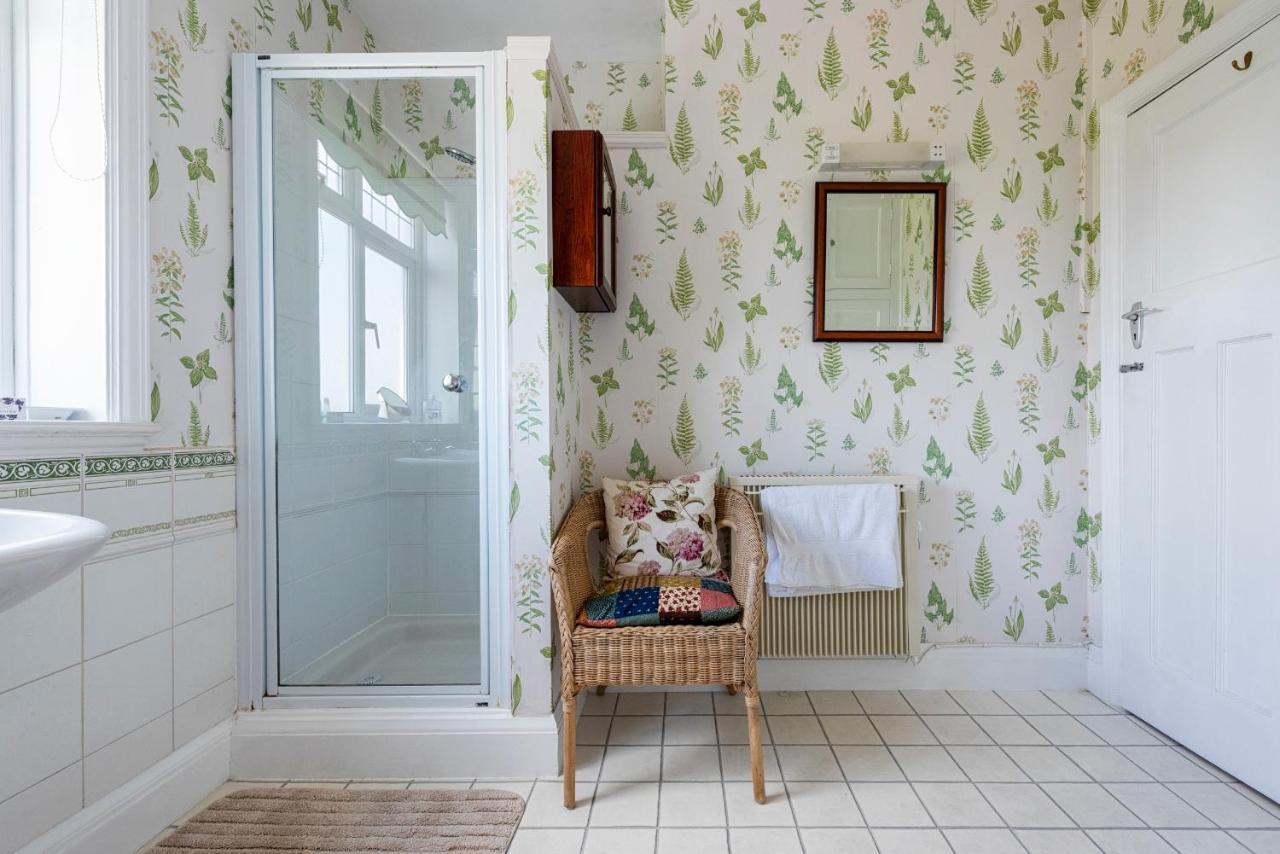 The Hillcrest Bed & Breakfast Ecton Dış mekan fotoğraf