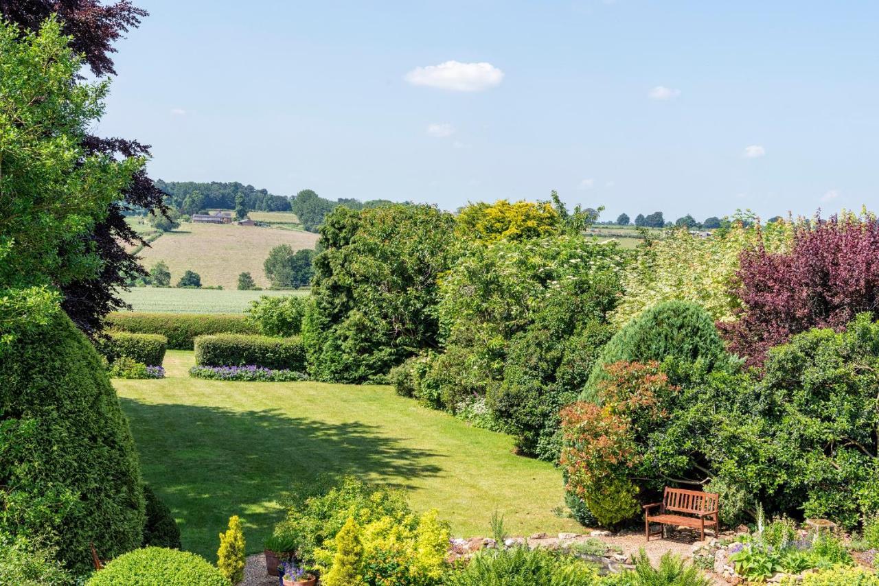 The Hillcrest Bed & Breakfast Ecton Dış mekan fotoğraf