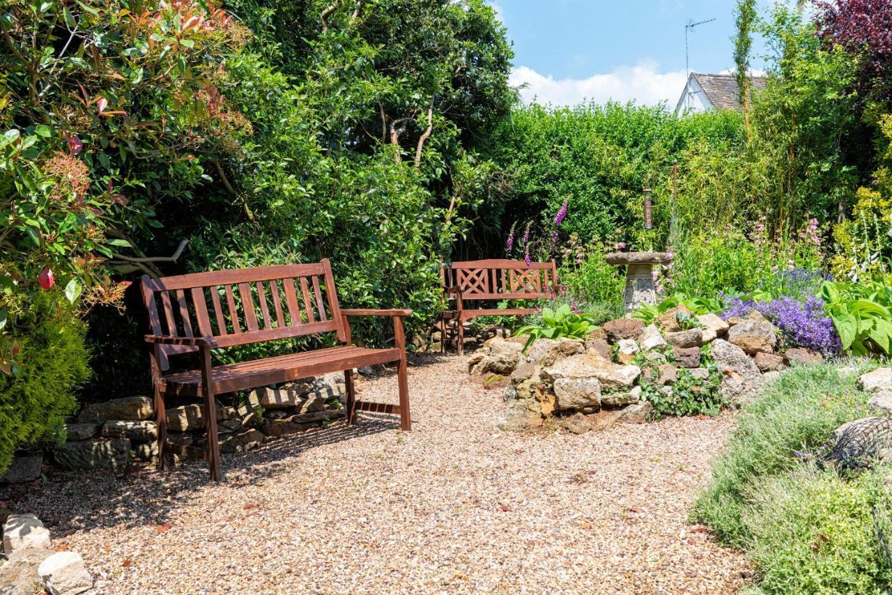 The Hillcrest Bed & Breakfast Ecton Dış mekan fotoğraf