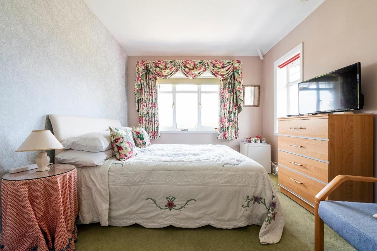The Hillcrest Bed & Breakfast Ecton Dış mekan fotoğraf
